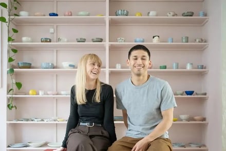 Seramikku: Sådan skaber Mads og Ida succes med niche online handel